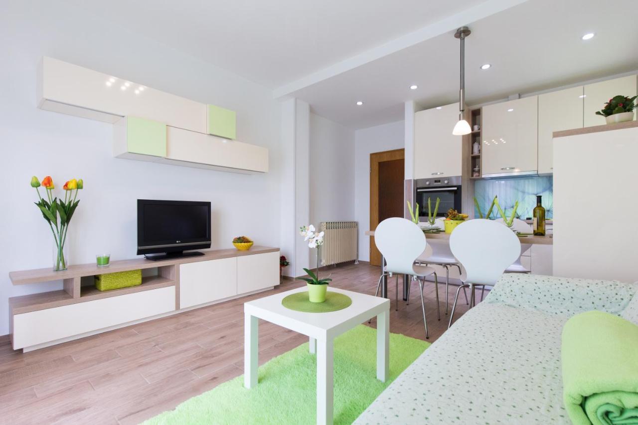 Apartment Close To Krk Town Centre Exteriör bild